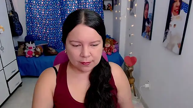 claryssa  online show from 03/27/26, 05:47