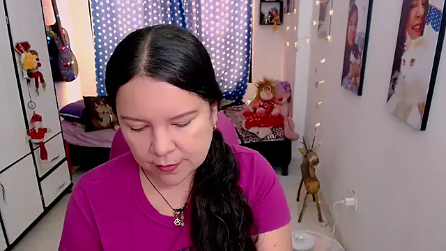 claryssa  online show from 02/22/26, 05:58