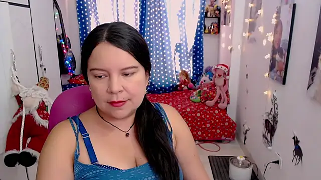 Snapshot of claryssa_ chatting on 12/09/24, 07:07 claryssa online show from 12/09/24, 07:07