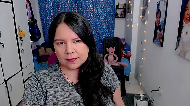 Snapshot of claryssa_ chatting on 09/25/25, 07:09 claryssa online show from 09/25/25, 07:09