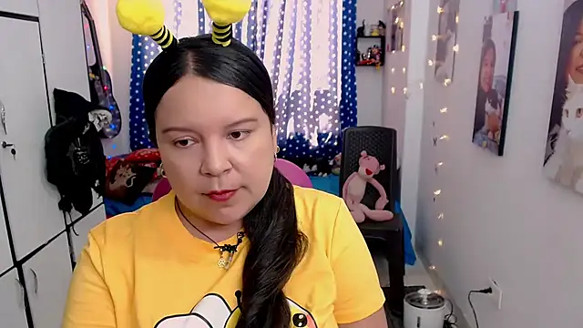 claryssa  online show from 11/01/25, 06:13