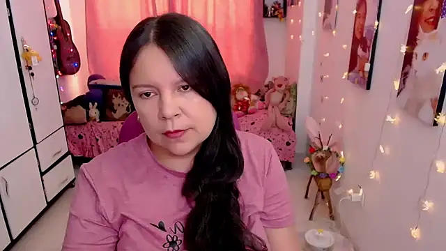 claryssa  online show from 04/30/26, 08:16
