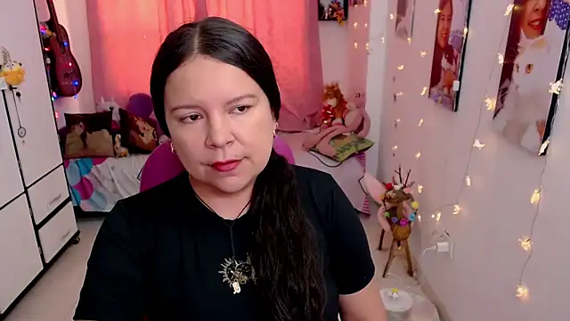 claryssa  online show from 05/22/26, 08:18