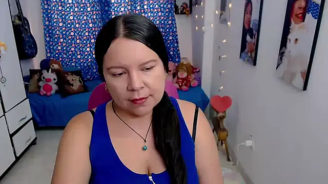 claryssa  online show from 03/28/26, 08:10