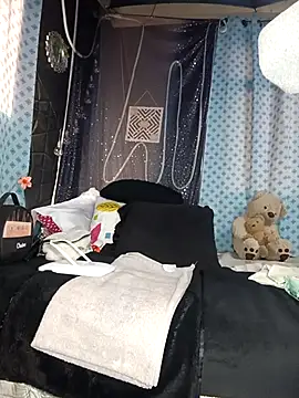 Horny kaylee online show from 02/11/26, 09:58