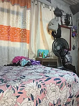 Horny kaylee online show from 07/14/26, 10:49
