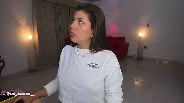 Snapshot of Luci_Amore chatting on 01/17/26, 12:58 Luci Amore online show from 01/17/26, 12:58