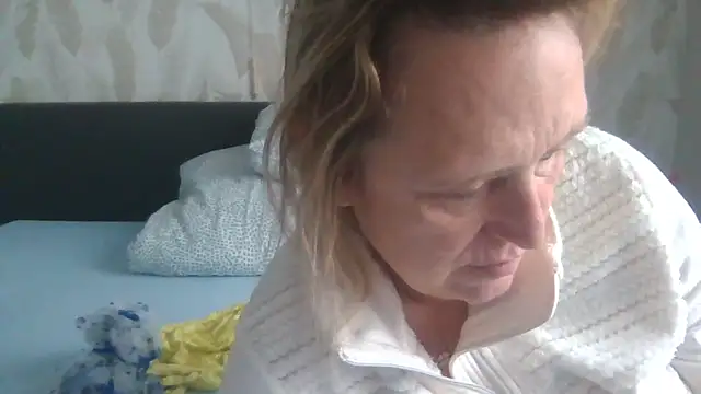 legalyblond online show from 11/17/25, 09:35