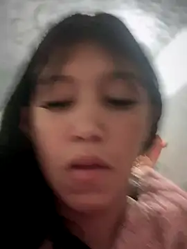 Snapshot of emily_rosse04 chatting on 09/17/25, 11:23 emily rosse04 online show from 09/17/25, 11:23