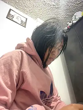 Snapshot of emily_rosse04 chatting on 11/13/25, 11:25 emily rosse04 online show from 11/13/25, 11:25