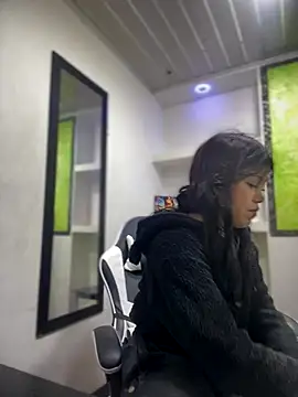 Snapshot of emily_rosse04 chatting on 10/10/25, 12:39 emily rosse04 online show from 10/10/25, 12:39