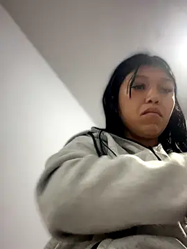 Snapshot of emily_rosse04 chatting on 12/14/25, 11:05 emily rosse04 online show from 12/14/25, 11:05