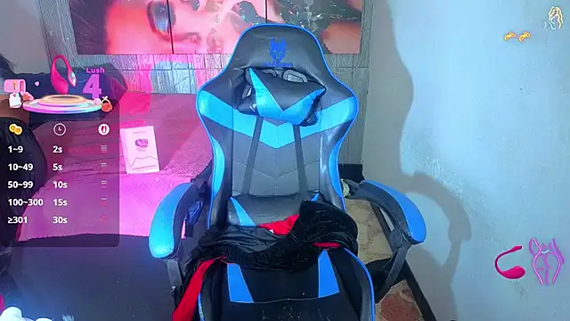 Snapshot of emily_rosse04 chatting on 09/16/25, 01:01 emily rosse04 online show from 09/16/25, 01:01