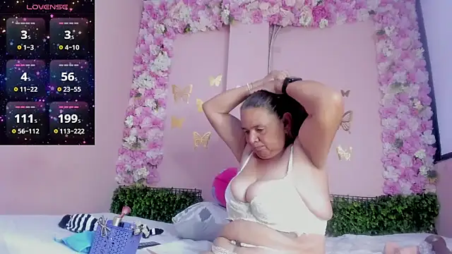 grandmother milf online show from 05/13/26, 12:45