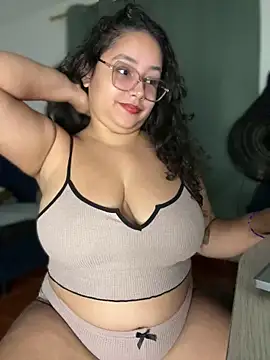 CurlyGirl 1 online show from 12/20/25, 10:45