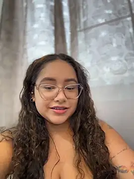 CurlyGirl 1 online show from 07/11/26, 10:43