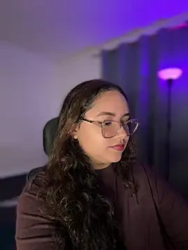 CurlyGirl 1 online show from 05/23/26, 11:37