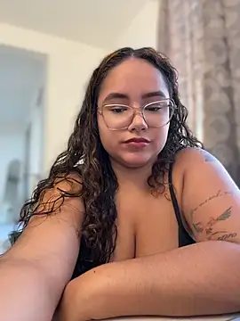 CurlyGirl 1 online show from 06/27/26, 11:22