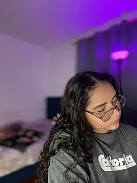 CurlyGirl 1 online show from 04/12/26, 11:30