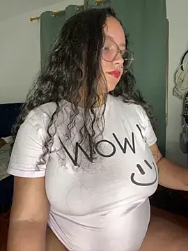 CurlyGirl 1 online show from 11/13/25, 07:18