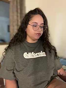 CurlyGirl 1 online show from 05/11/26, 11:35