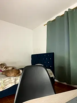 CurlyGirl 1 online show from 11/11/25, 08:03