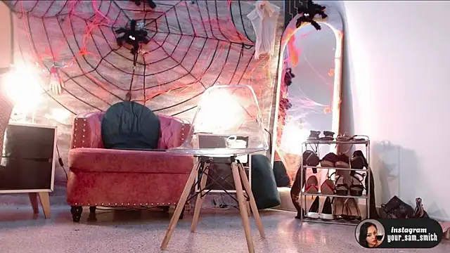 samara smithh online show from 10/29/25, 11:42