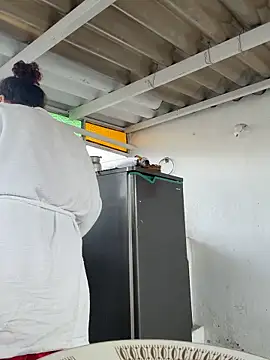 Snapshot of SheraHadee chatting on 10/09/25, 04:07 SheraHadee online show from 10/09/25, 04:07