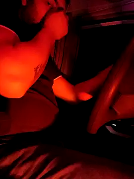 Snapshot of manuelymanuela chatting on 11/19/25, 09:59 manuelymanuela online show from 11/19/25, 09:59