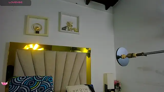 angel dthroatt online show from 02/03/25, 12:14