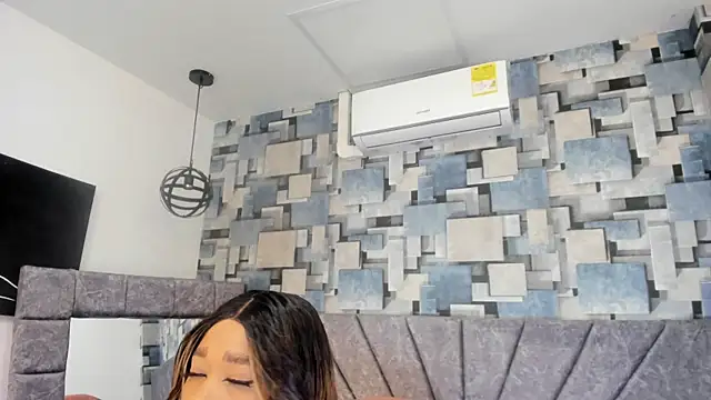 Snapshot of angel_dthroatt chatting on 07/11/26, 12:05 angel dthroatt online show from 07/11/26, 12:05