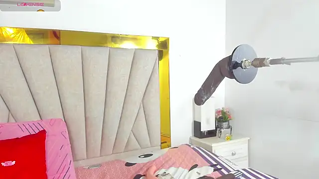 angel dthroatt online show from 12/11/24, 03:05