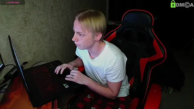 Alexis Gordon online show from 09/16/25, 07:59