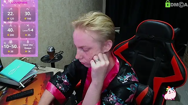 Alexis Gordon online show from 09/13/25, 07:47