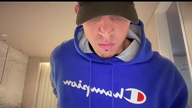 Frank heaven01 online show from 11/24/25, 10:10