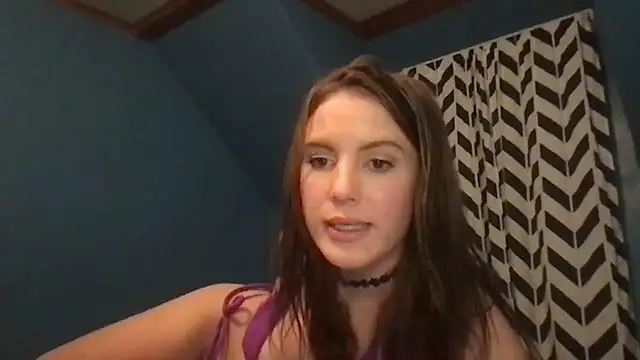 Snapshot of kittycatkendra chatting on 11/10/25, 01:21 kittycatkendra online show from 11/10/25, 01:21