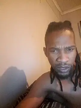 Snapshot of koolbend chatting on 11/10/25, 05:12 koolbend online show from 11/10/25, 05:12