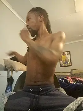 Snapshot of koolbend chatting on 09/09/25, 05:06 koolbend online show from 09/09/25, 05:06