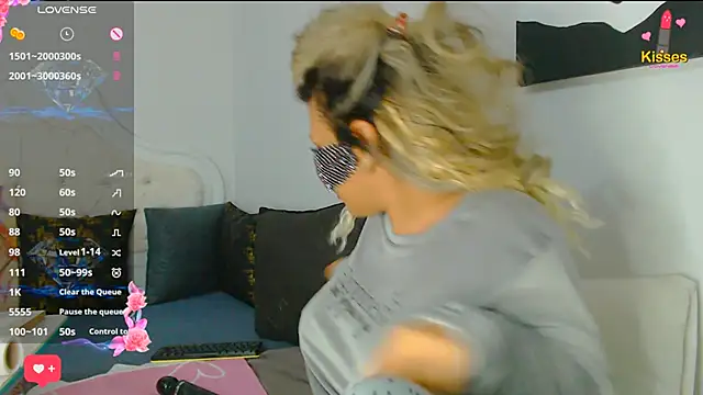 Snapshot of Turkish_Latina chatting on 03/02/25, 09:30 Turkish Latina online show from 03/02/25, 09:30