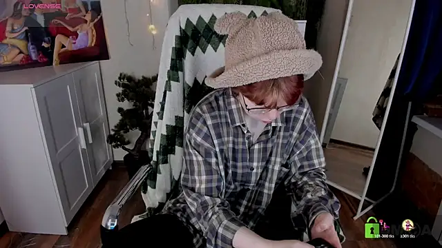 Melissa Wells online show from 11/30/25, 03:24