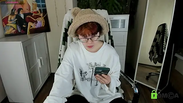 Melissa Wells online show from 11/21/25, 03:55