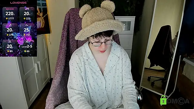 Melissa Wells online show from 09/09/25, 09:13