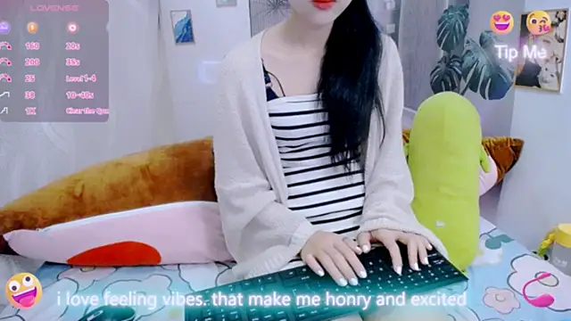 Ly   online show from 03/12/26, 03:23