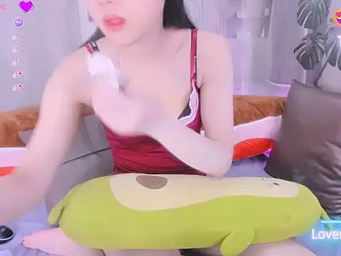 Ly   online show from 06/06/26, 02:50