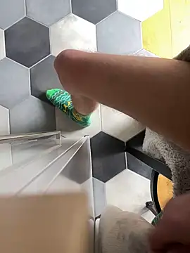 Maxthekid online show from 02/04/25, 09:17