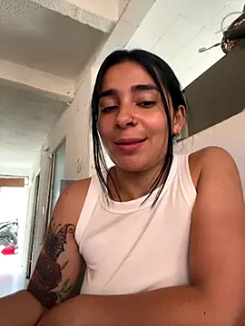 Meganmilk1 online show from 11/12/25, 03:38