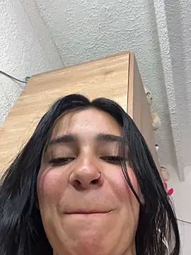 Meganmilk1 online show from 12/22/25, 04:40