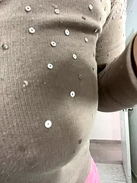 Meganmilk1 online show from 10/22/25, 05:45