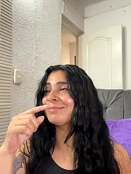 Meganmilk1 online show from 10/24/25, 03:55