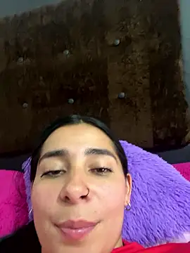 Meganmilk1 online show from 01/06/26, 06:56